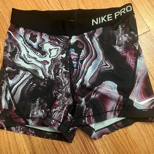 Nike pro spandex women’s medium
